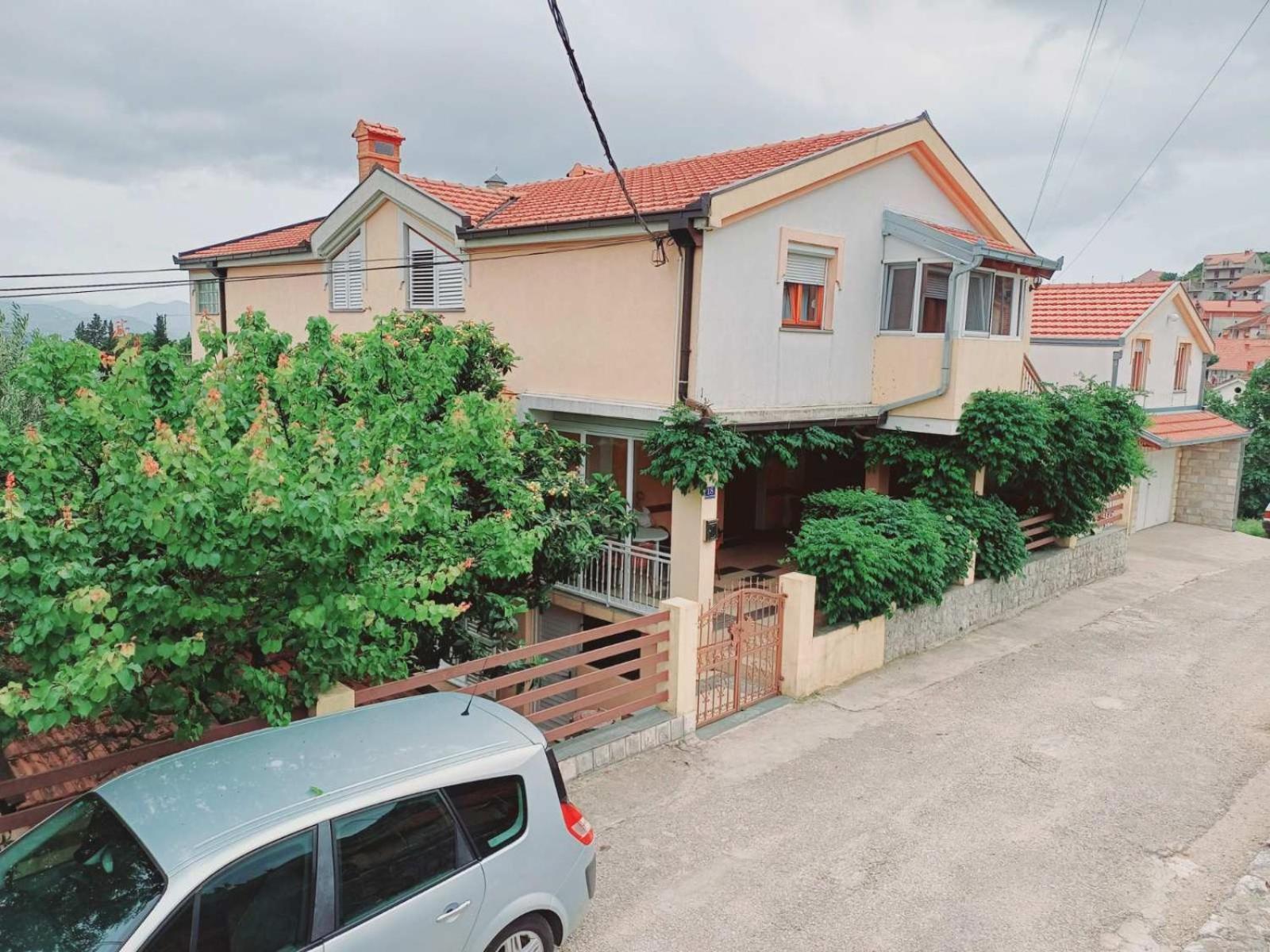 Apartments For Friends Trebinje Bagian luar foto