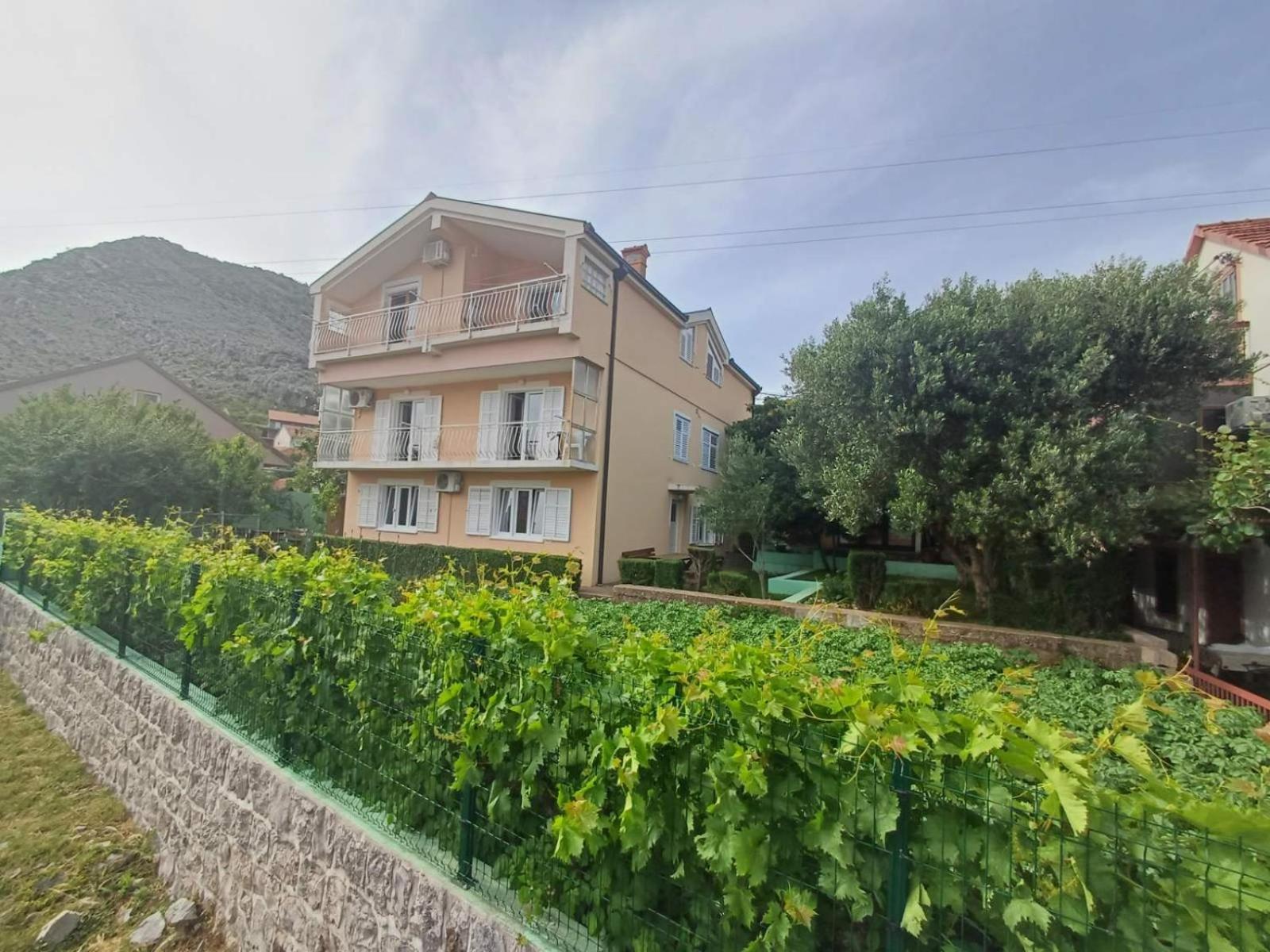 Apartments For Friends Trebinje Bagian luar foto