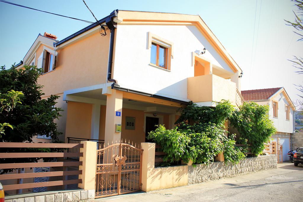Apartments For Friends Trebinje Bagian luar foto